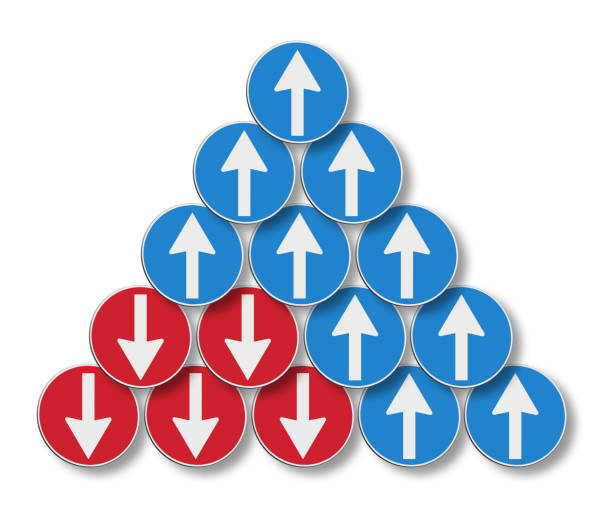 istock Red arrows going in the opposite direction to those blue - Countercurrent concept image. 671935360