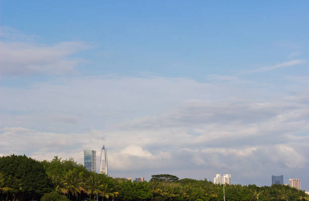 urban construction under the blue sky - white cliffs imagens e fotografias de stock