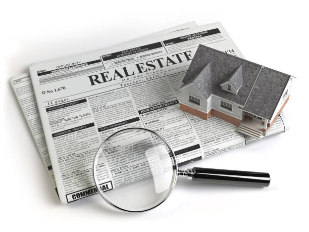 ilustrações de stock, clip art, desenhos animados e ícones de real estate classifieds ads newspaper with house and magnifying glass - real estate
