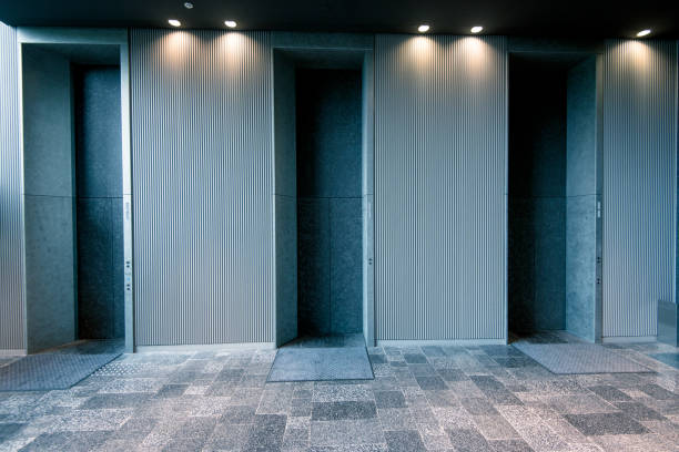 istock Going up in life or career - use the elevator 672016400