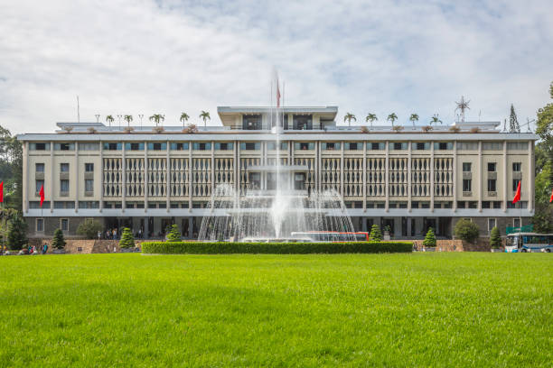 istock Reunification Palace (Independence Palace) in Ho Chi Minh City 672036924