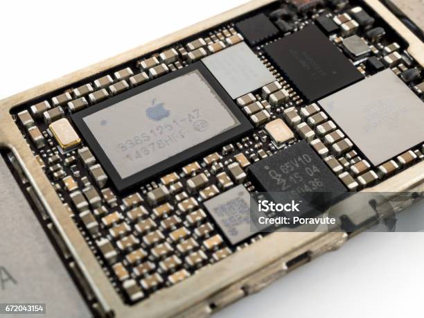 Light Adolescent prefer Apple Iphone 6 Power Management Ic Chip Stock Photo - Download Image Now - Broken, iPhone, Apple Computers - iStock Light Adolescent prefer Apple Iphone 6 Power Management Ic Chip Stock Photo - Download Image Now - Broken, iPhone, Apple Computers - iStock