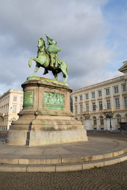 istock Statue of Godefroy de Bouillon, Royal Square, Brussels, Belgium 672046602