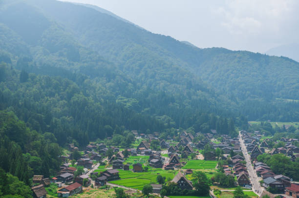 istock Historical Japanese Village - Shirakawago 672096360