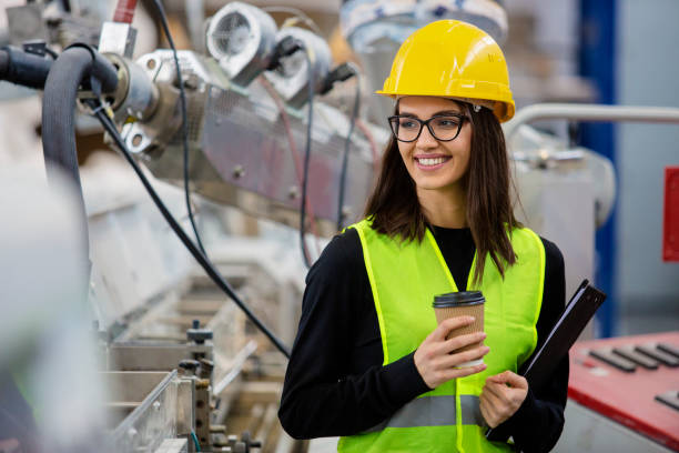 istock Factory inspection woman holding a coffee 672113456