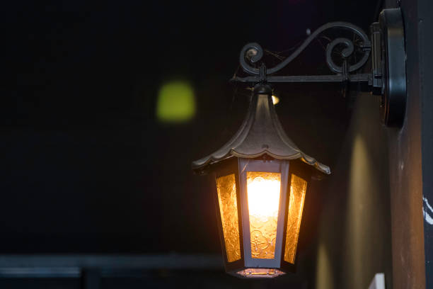 istock Incandescent lamps in a modern cafe. 672116118
