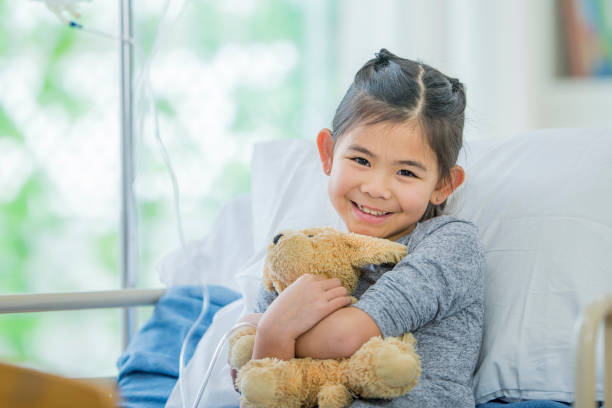 istock Girl In Hospital 672136728