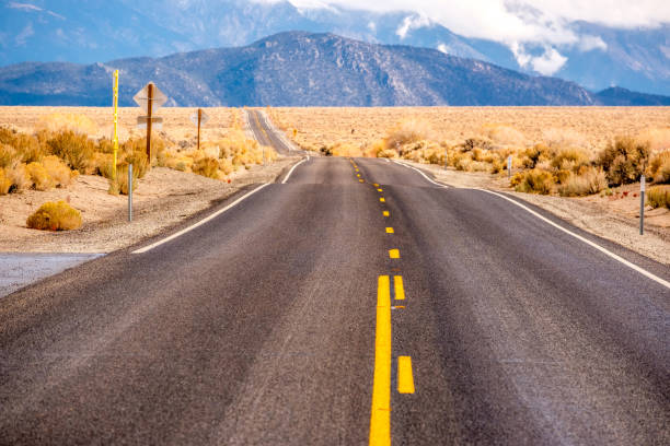 istock Open highway in California 672149894