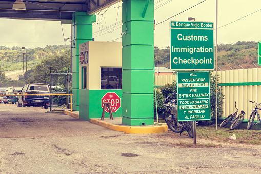 San Ignacio: Border signs in Belize and Guatemala border near San Ignacio in Belize.