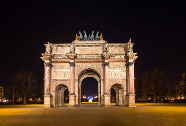istock Arc de Triomphe du Carroussel, Paris, France 672198376