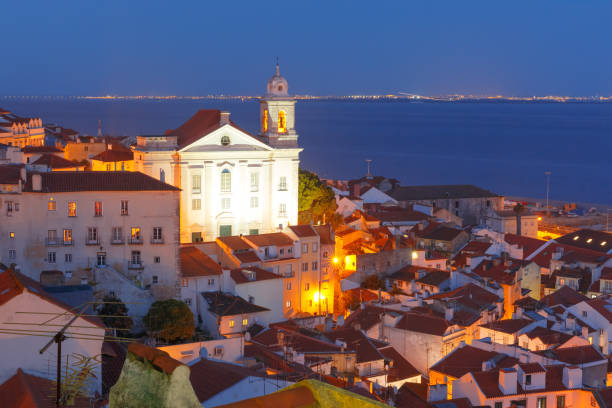istock Alfama at night, Lisbon, Portugal 672563012