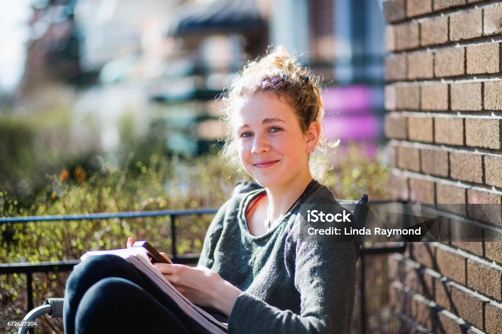 Porträt von einem schönen jungen Mädchen - Lizenzfrei Profil Stock-Foto