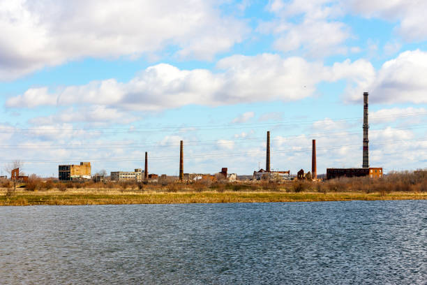 istock Old Abandoned chemical factory 672650828