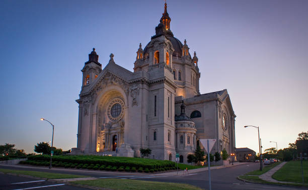 istock Cathedral of St. Paul 672731216