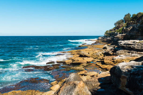 istock Rocky Bondi Shores, Australia 672738186