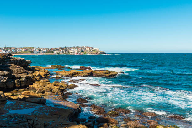 istock Rocky Bondi Shores, Australia 672738222