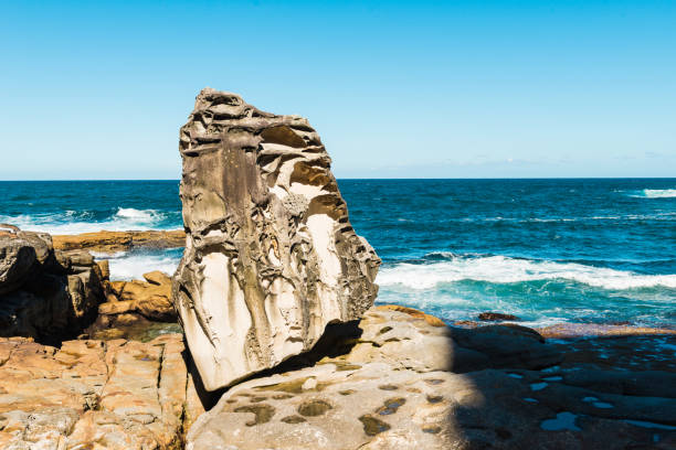 istock Rocky Bondi Shores, Australia 672738238
