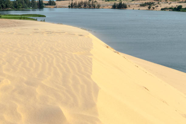 istock Sand dunes, Mui Ne South Vietnam Dec 2016 672738352