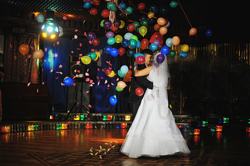 wedding dance with night light and balloons
