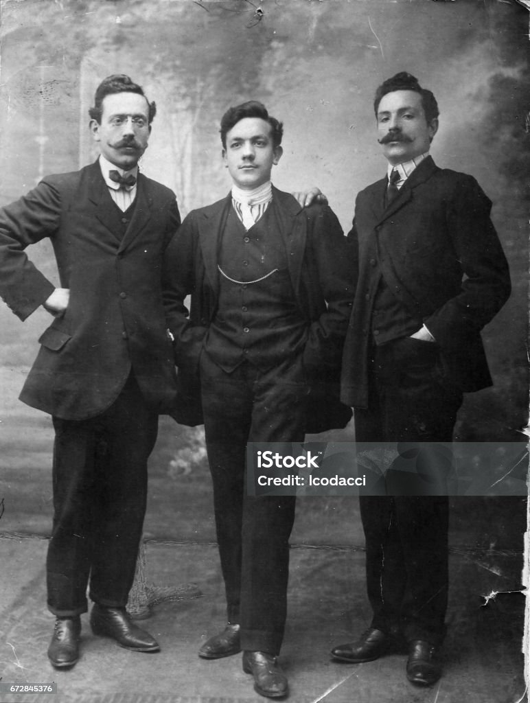 1920年代イタリアの家族の肖像 - 男性のストックフォトや画像を多数ご用意 - 男性, アーカイブ画像, 男性のみ - iStock