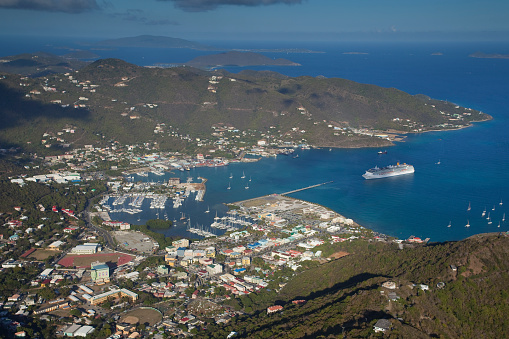 Beautifull aerial pictures of the British Virgin Islands taken by Mario Faubert aviator/photographer