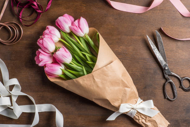 rosa tulpen strauß - tulip bouquet stock-fotos und bilder