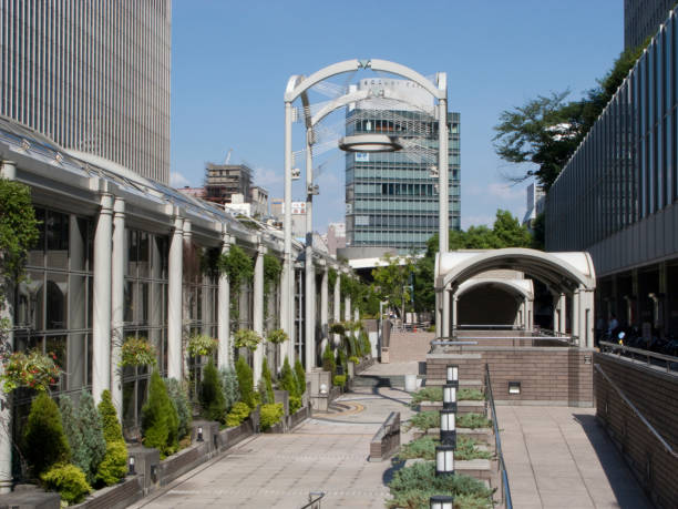 istock Courtyard of a high-rise building 673056380