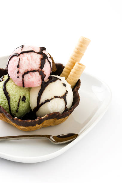 istock Ice cream scoops in a waffle basket 673067350