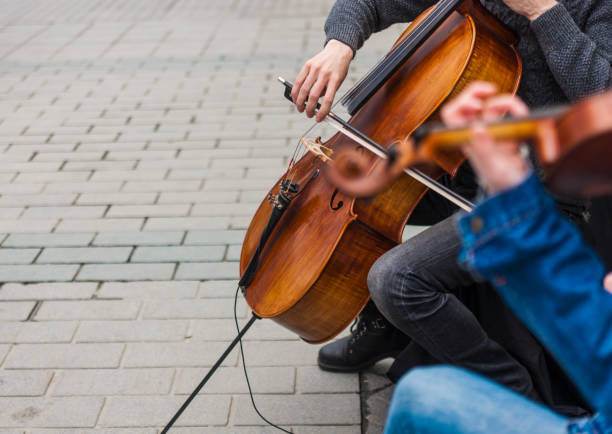 istock A street concerto with violin and cello 673118620