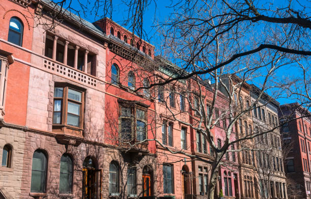 istock Mount Morris Park Historic District, Harlem, NYC 673134540