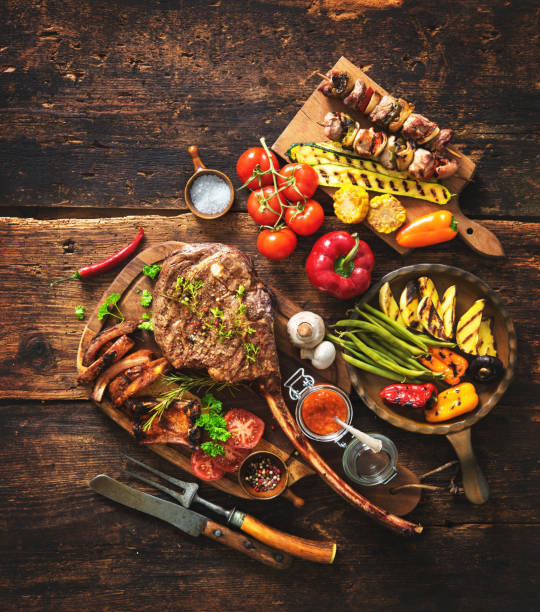 istock Grilled meat and vegetables 673139384