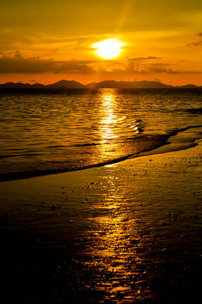 istock Sunset in Railay Phra Nang beach, Thailand 673187298