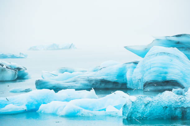 istock Jokulsarlon glacial lagoon, Iceland 673307160