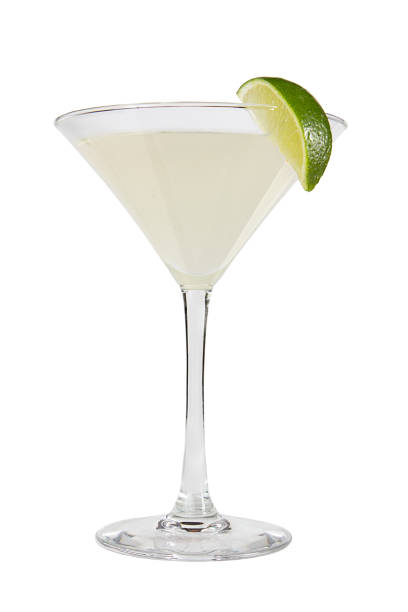 istock Cocktail Margarita on a white background 673323690
