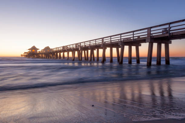 istock Beautiful sunset in Naples, Florida 673337890