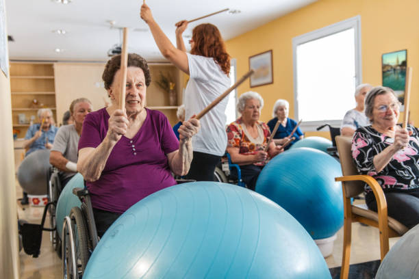 istock Active Seniors Having Physical Theraphy In The Retirement Home 673350790