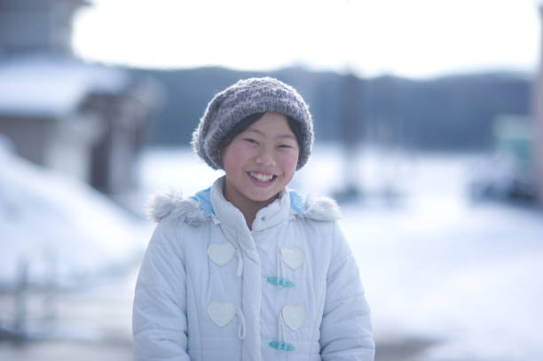 istock Girl's portrait 673399828