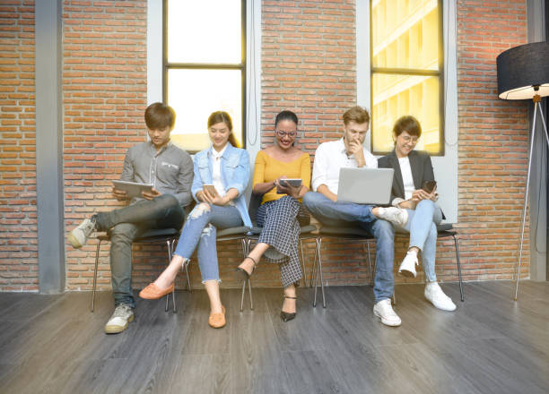 istock Group of businesspersons 673411418