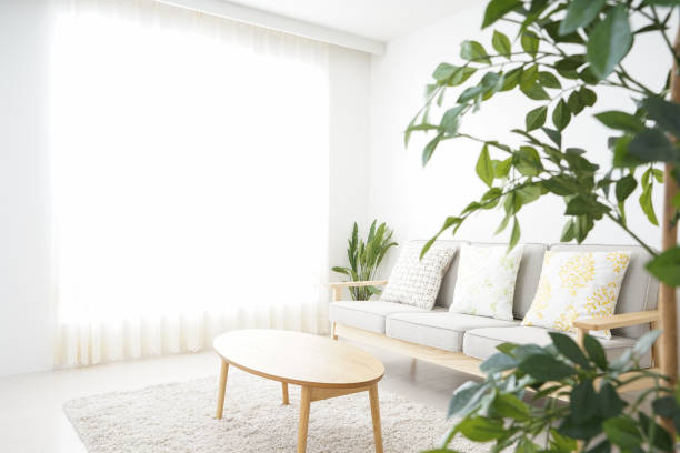 simple room with nobody - sunny apartment window sky imagens e fotografias de stock