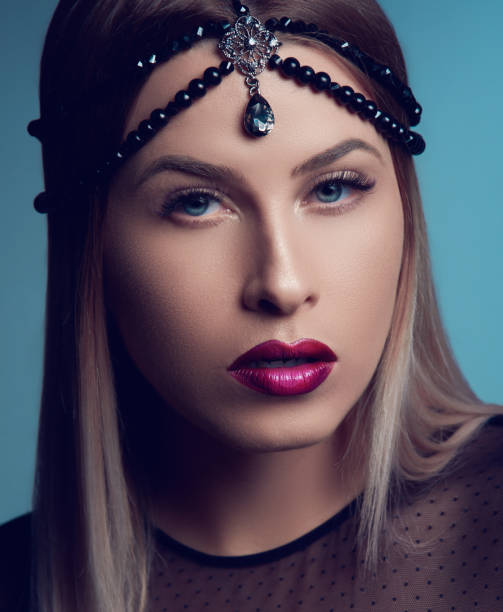 istock retro and elegant fashion model 673431852