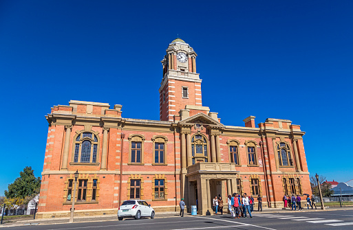 A sandstone and brick building built in 1907 which is now a National Monument. This town is situated halfway between Johannesburg and the coastal port city Durban.