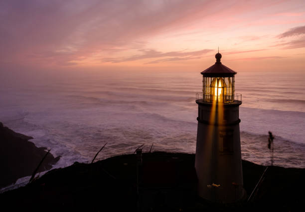 istock Heceta Head Lighthouse at sunset, built in 1892 673517942