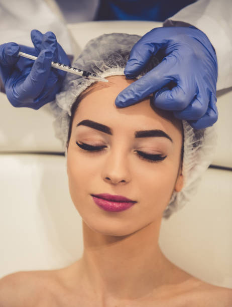 istock Woman at the beautician 673571490