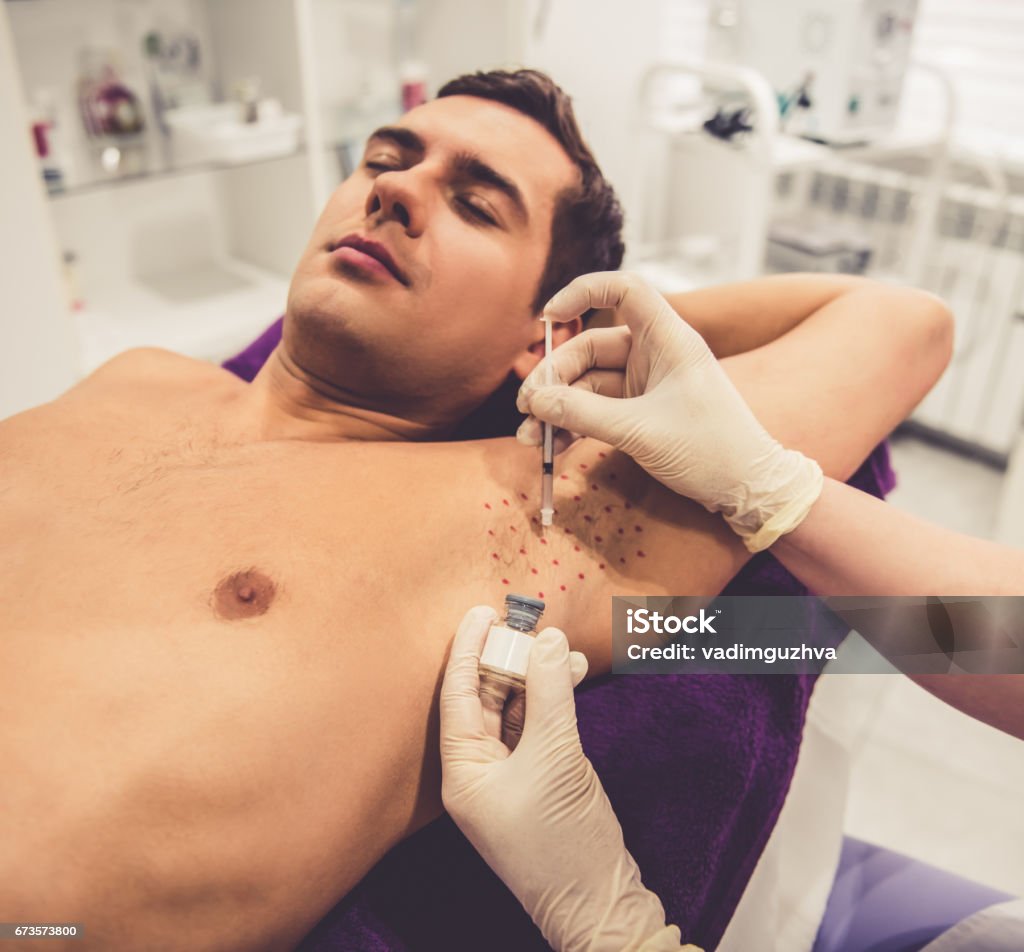 El hombre de la esteticista - Foto de stock de Axila libre de derechos