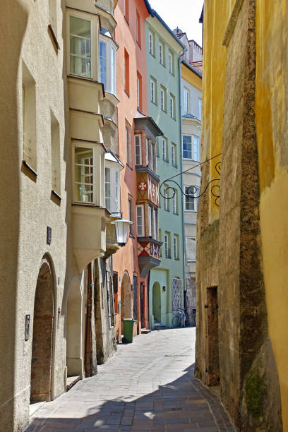 istock Alleyway in Innsbruck 673577298