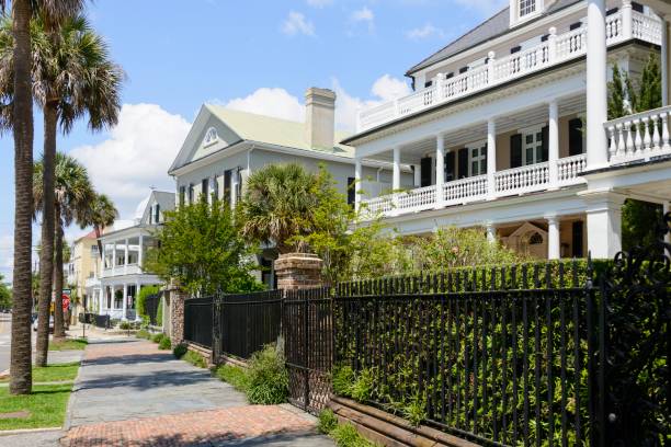 istock The Battery, Charleston, South Carolina 673602844