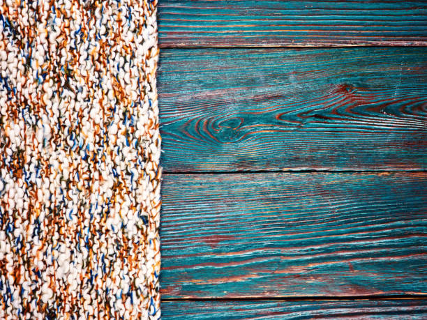 produit tricoté tapis plaid bouchent de fibre de thread texture laine fond en bois chambre plancher brun vert - close to brown wool canvas photos et images de collection