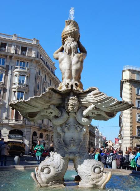 roma - fontana del tritone na piazza barberini - barberini - fotografias e filmes do acervo