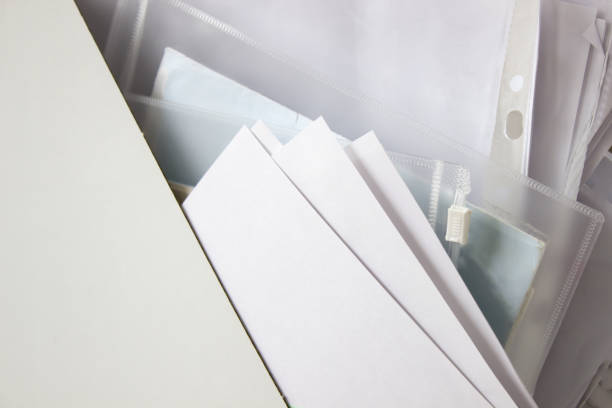 istock Mess of documents - paper in the organizer folder 673735632