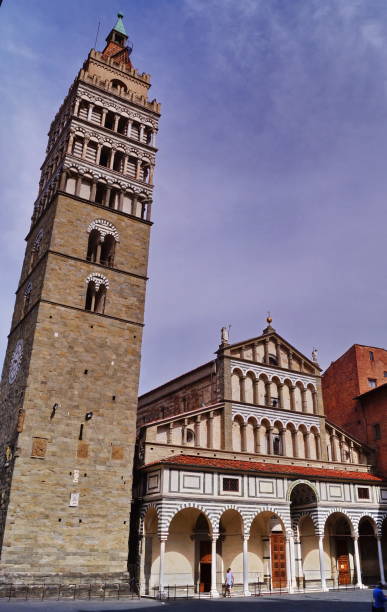 istock Cathedral of Saint Zeno, Pistoia 673837732